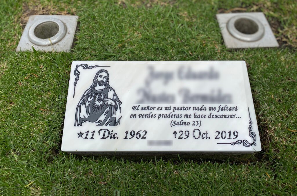 Lap 010 50x25 2 1024x677 - Placas Marmol-PYC